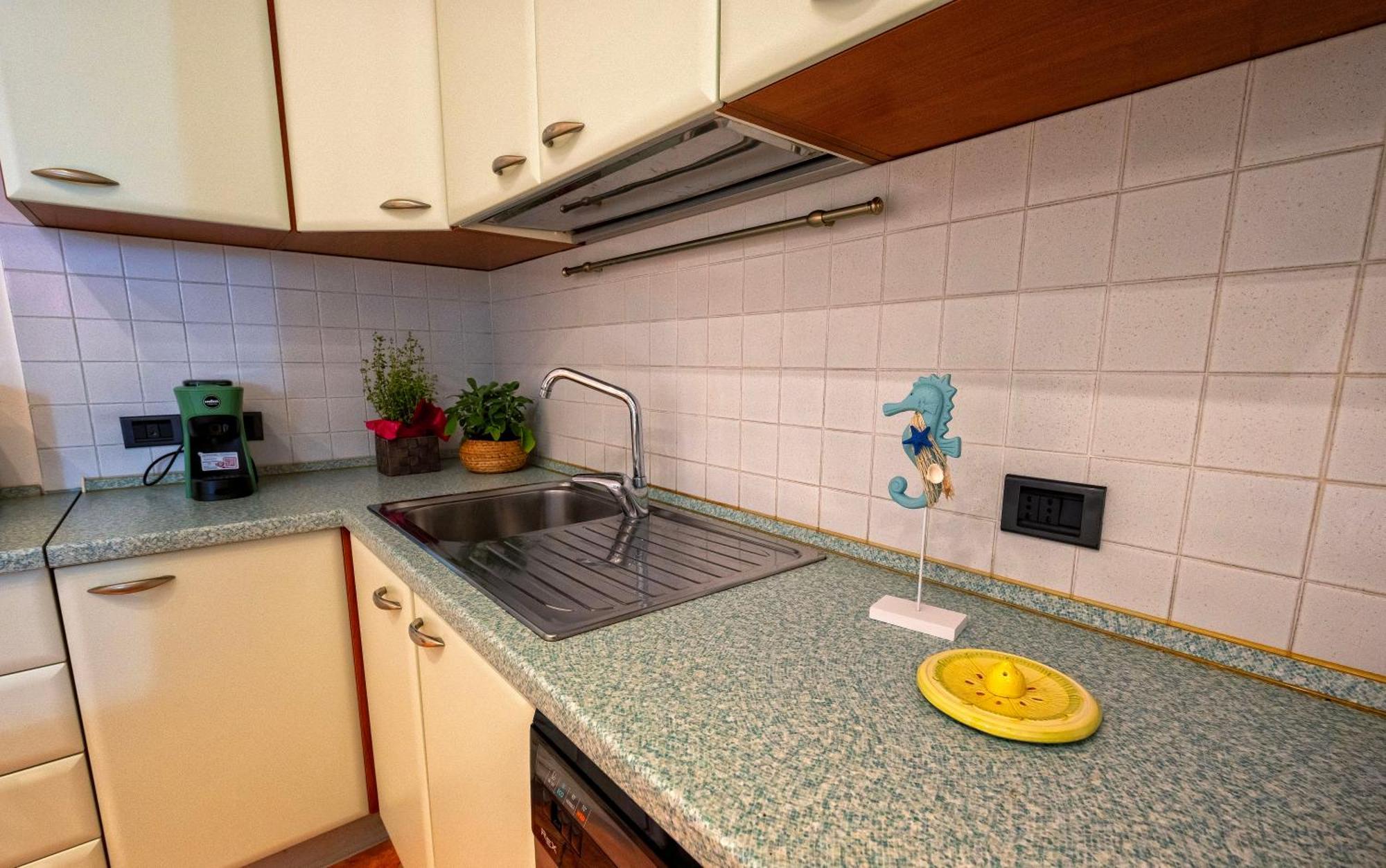 Peppiniello Apartment ริโอมัจโจเร ภายนอก รูปภาพ
